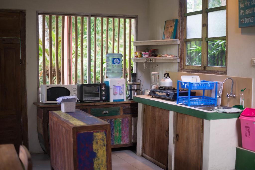 Serenity House Hotell Ubud Exteriör bild