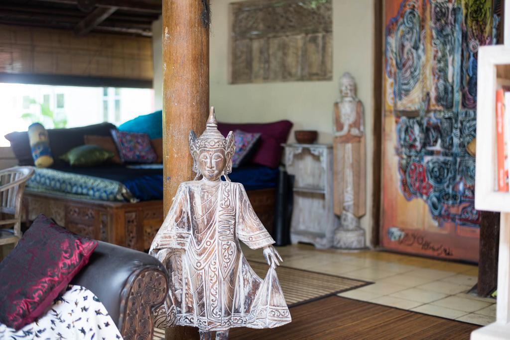 Serenity House Hotell Ubud Exteriör bild