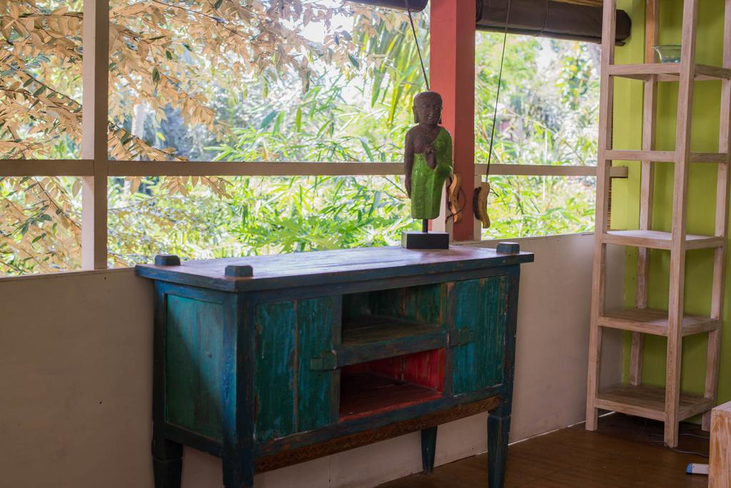 Serenity House Hotell Ubud Exteriör bild