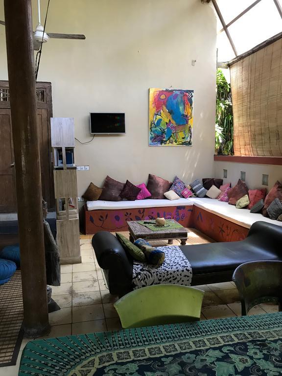 Serenity House Hotell Ubud Exteriör bild
